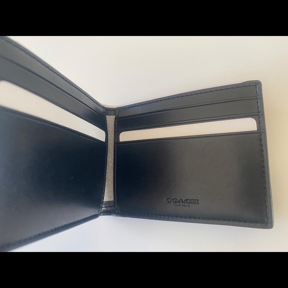 NWT Billfold Wallet Signature Varsity Stripe 3004 - Picture 6 of 9